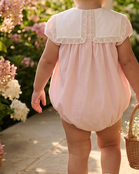 Daisy Lace Bubble